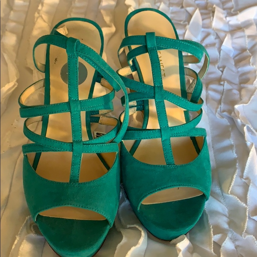 Green Nine West heels